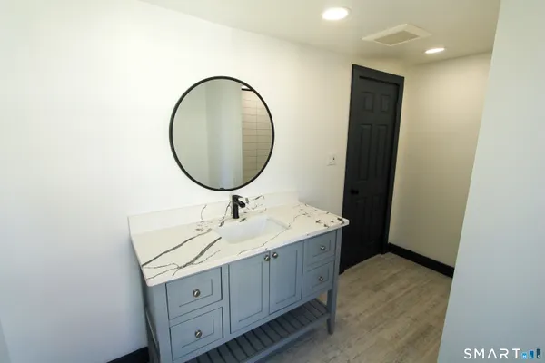 $2,400 | 883 Worthington Ridge, Berlin, CT 06037