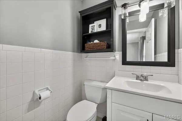 $337,000 | 1217 Dorne Drive, Ballwin, MO 63021