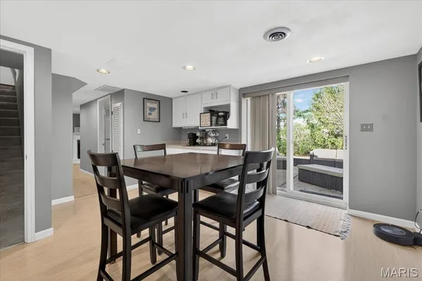 $337,000 | 1217 Dorne Drive, Ballwin, MO 63021