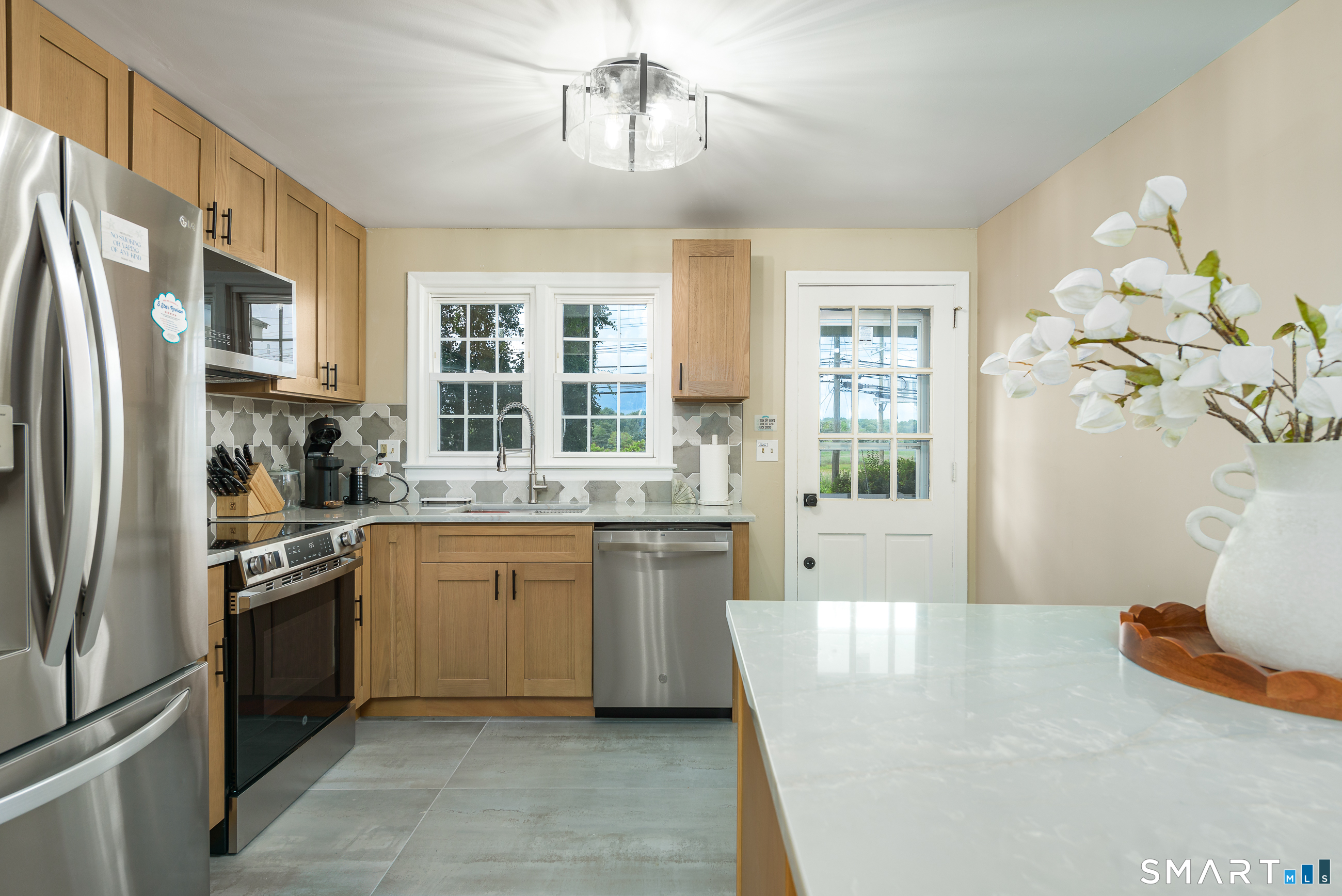 280 East Main Street, Unit E6 Clinton, CT 06413 - Photo 5 of 21 Gallery Image 5