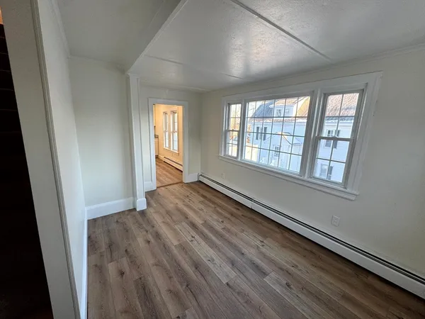 $2,500 | 195 Court Street, Unit 2, Plymouth, MA 02360