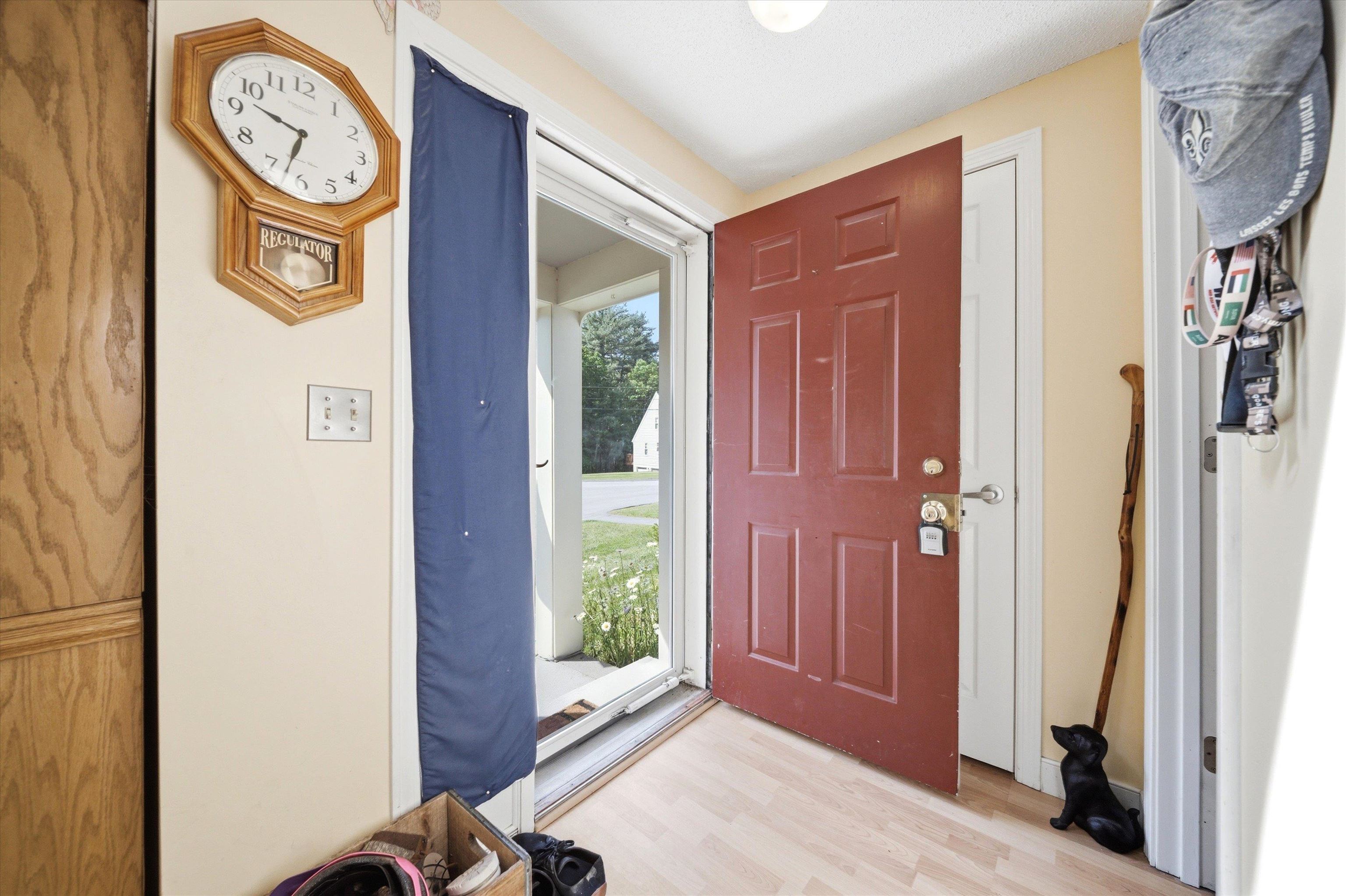 218 Pheasant Run Road Hudson, NH 03051 - Photo 4 of 29 Gallery Image 4
