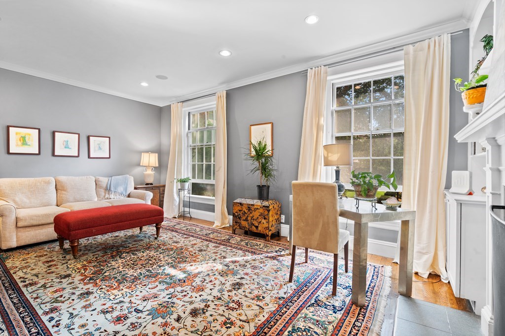 139 Beaconsfield Road, Unit 2 Brookline, MA 02445 - Photo 9 of 26 Gallery Image 9