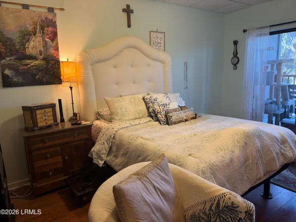 $299,900 | 2201 Boundary Street, Unit 202, Beaufort, SC 29902