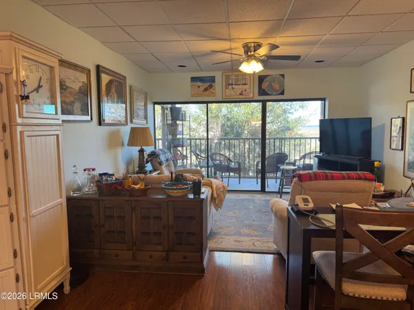 $299,900 | 2201 Boundary Street, Unit 202, Beaufort, SC 29902