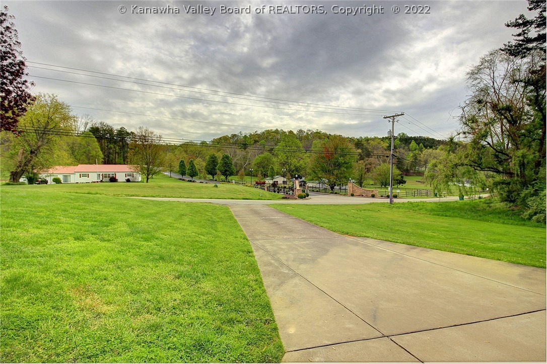 1141 Rocky Step Road Scott Depot, WV 25560 - Photo 40 of 43 Gallery Image 40