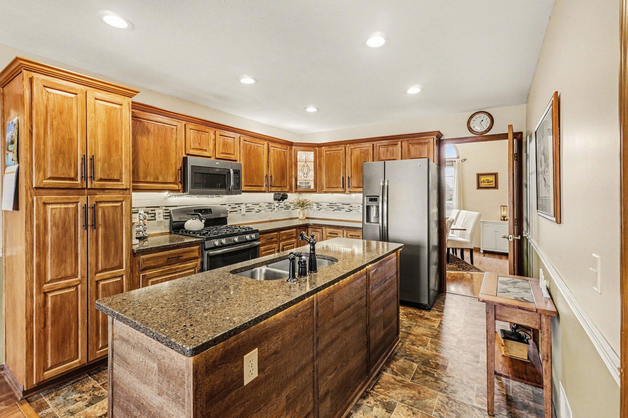 3549 West Beard Road Perry, MI 48872 - Photo 17 of 56 17
