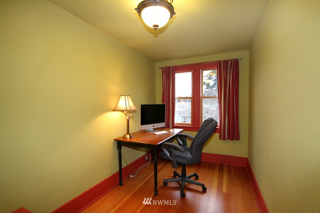 502 North 68th Street Seattle, WA 98103 - Photo 12 of 25 Gallery Image 12