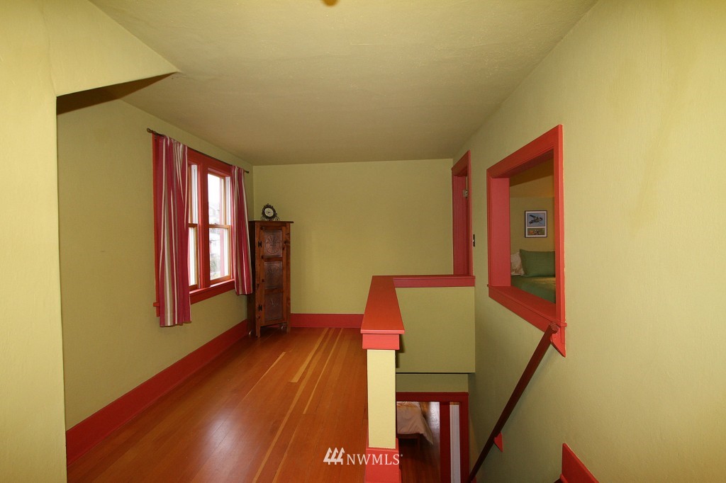 502 North 68th Street Seattle, WA 98103 - Photo 13 of 25 Gallery Image 13