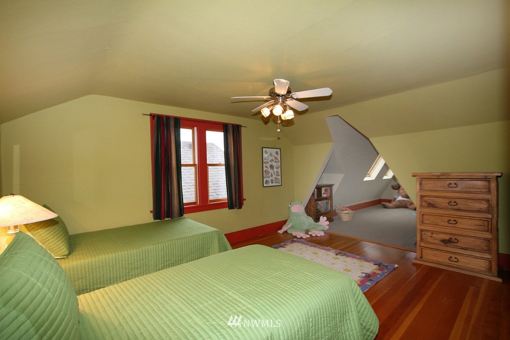 502 North 68th Street Seattle, WA 98103 - Photo 14 of 25 Gallery Image 14