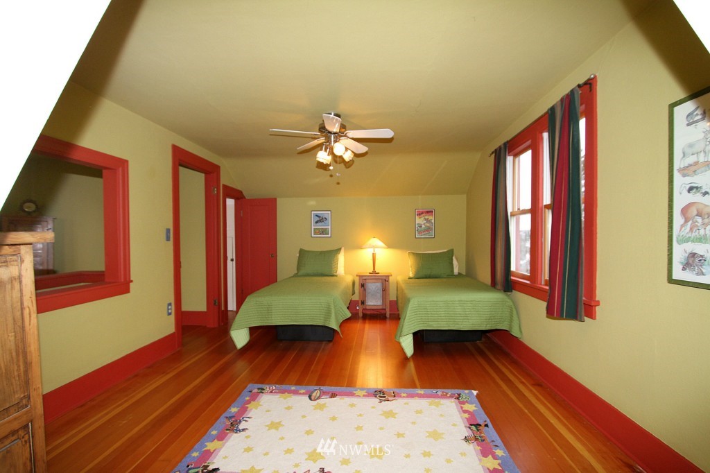 502 North 68th Street Seattle, WA 98103 - Photo 15 of 25 Gallery Image 15