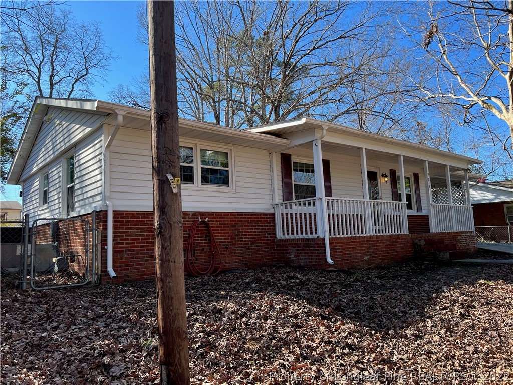 229 Lansdowne Road Fayetteville, NC 28314 - Photo 1 of 11