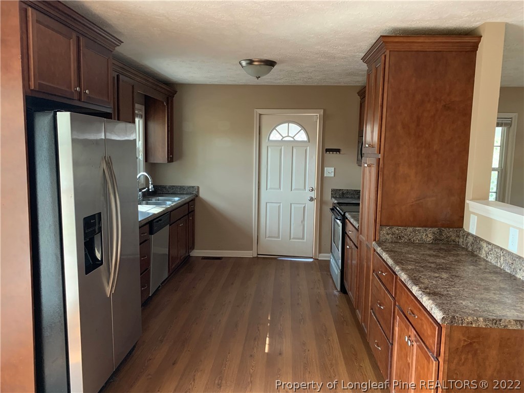 229 Lansdowne Road Fayetteville, NC 28314 - Photo 5 of 11