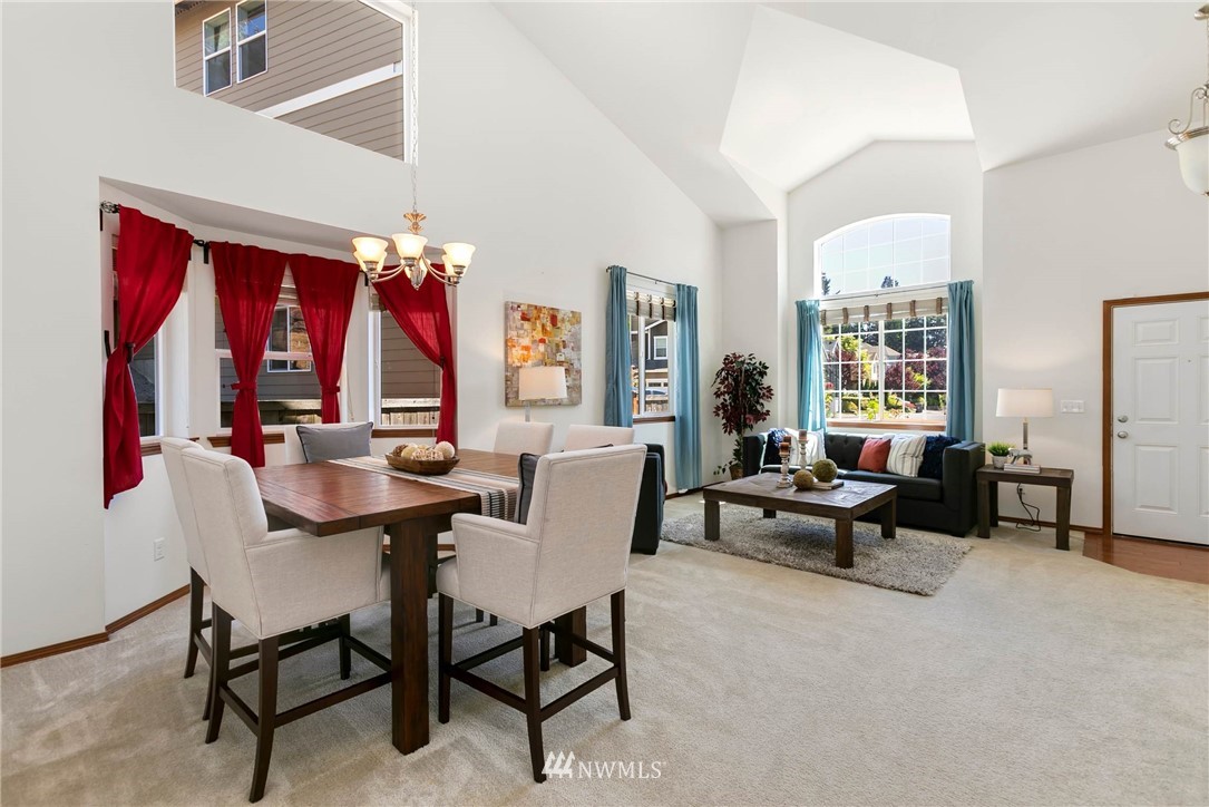 1032 South 32nd Place Renton, WA 98055 - Photo 2 of 24