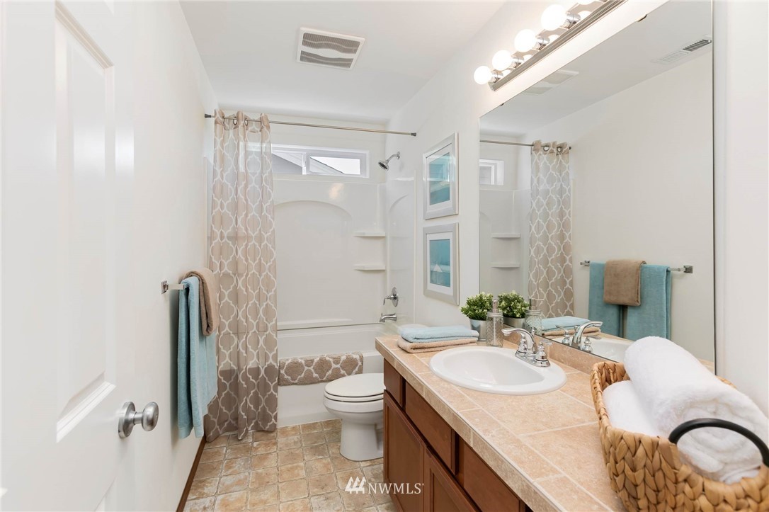 1032 South 32nd Place Renton, WA 98055 - Photo 17 of 24