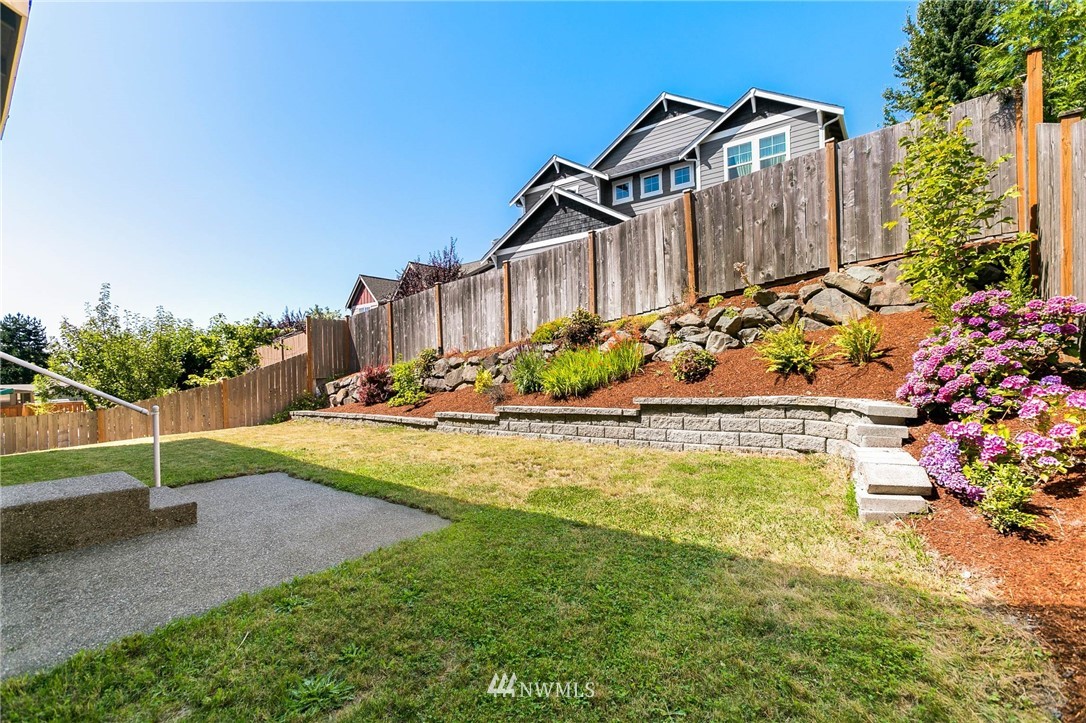 1032 South 32nd Place Renton, WA 98055 - Photo 9 of 24