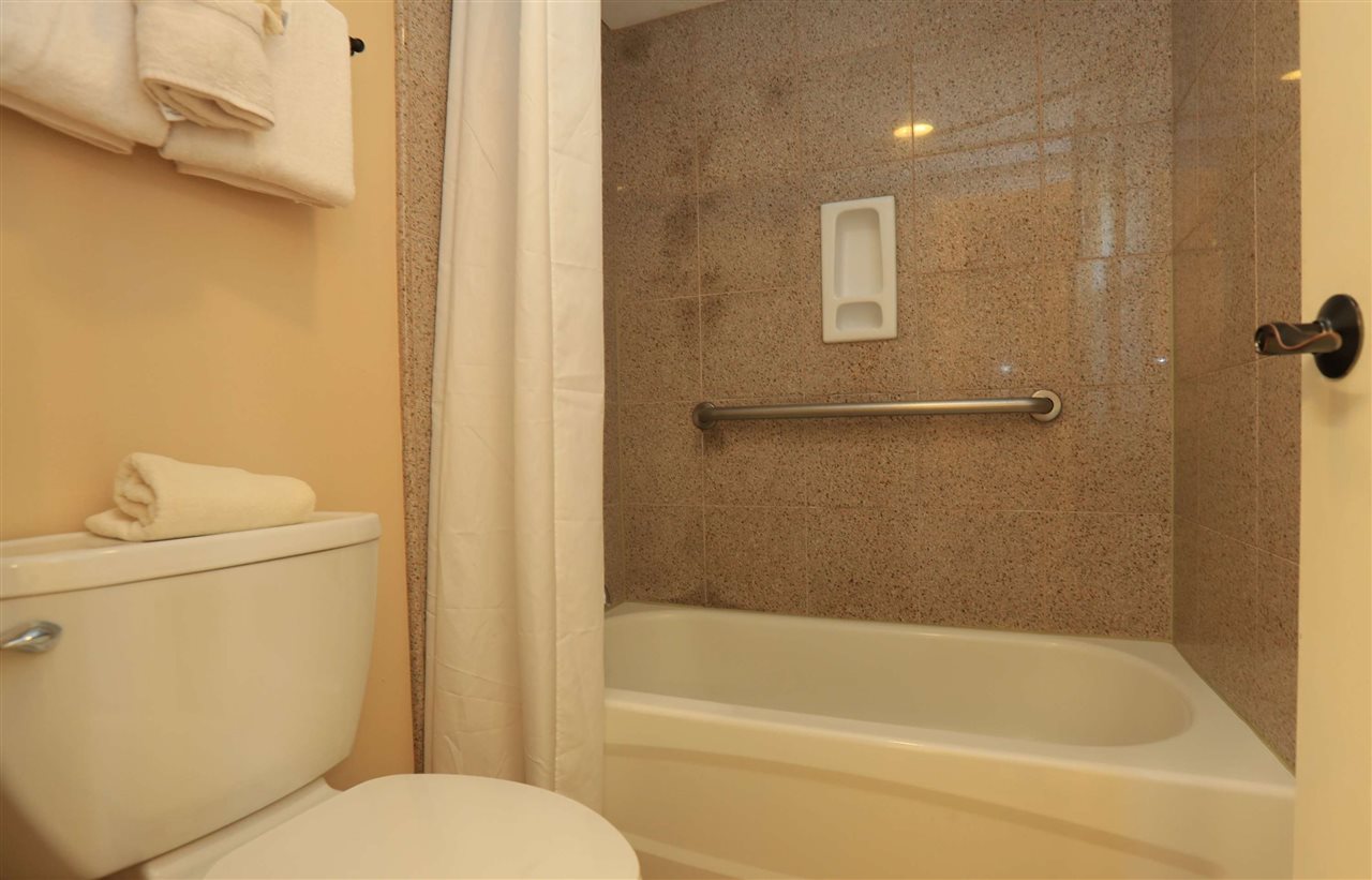4401 Lower Honoapiilani Road, Unit B401 Lahaina, HI 96761 - Photo 17 of 17 Gallery Image 17