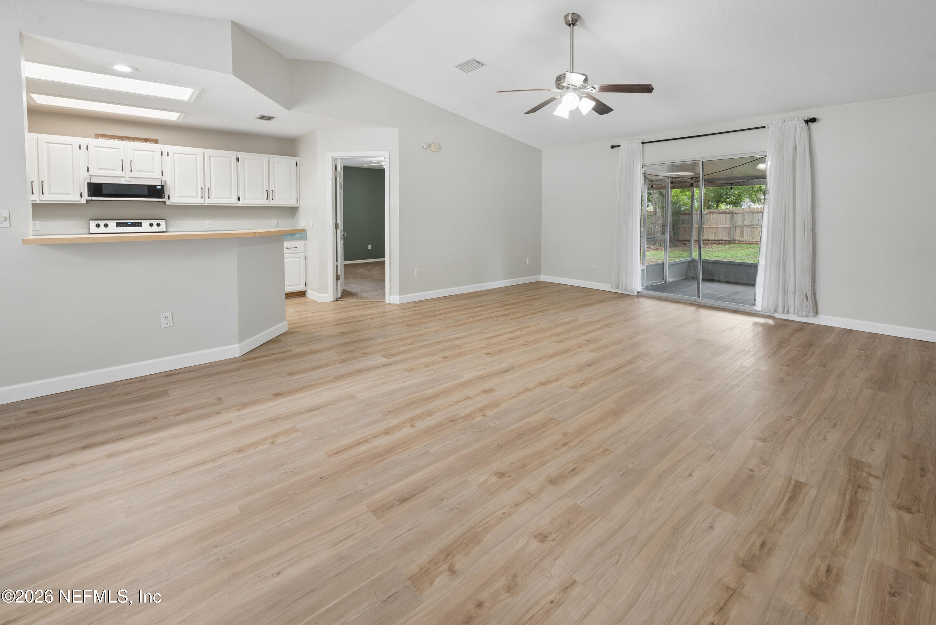 635 Southwest Cardinal Drive Keystone Heights, FL 32656 - Photo 10 of 57 IMG_7549