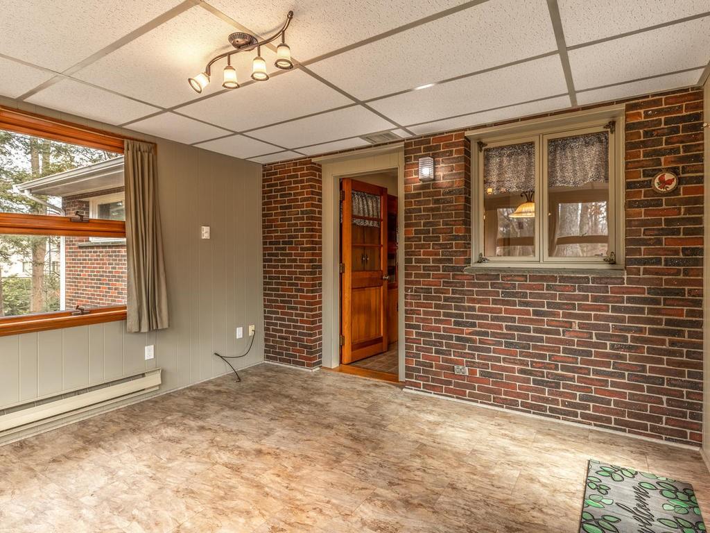 91 Dexter Road Melrose, MA 02176 - Photo 16 of 32 Gallery Image 16