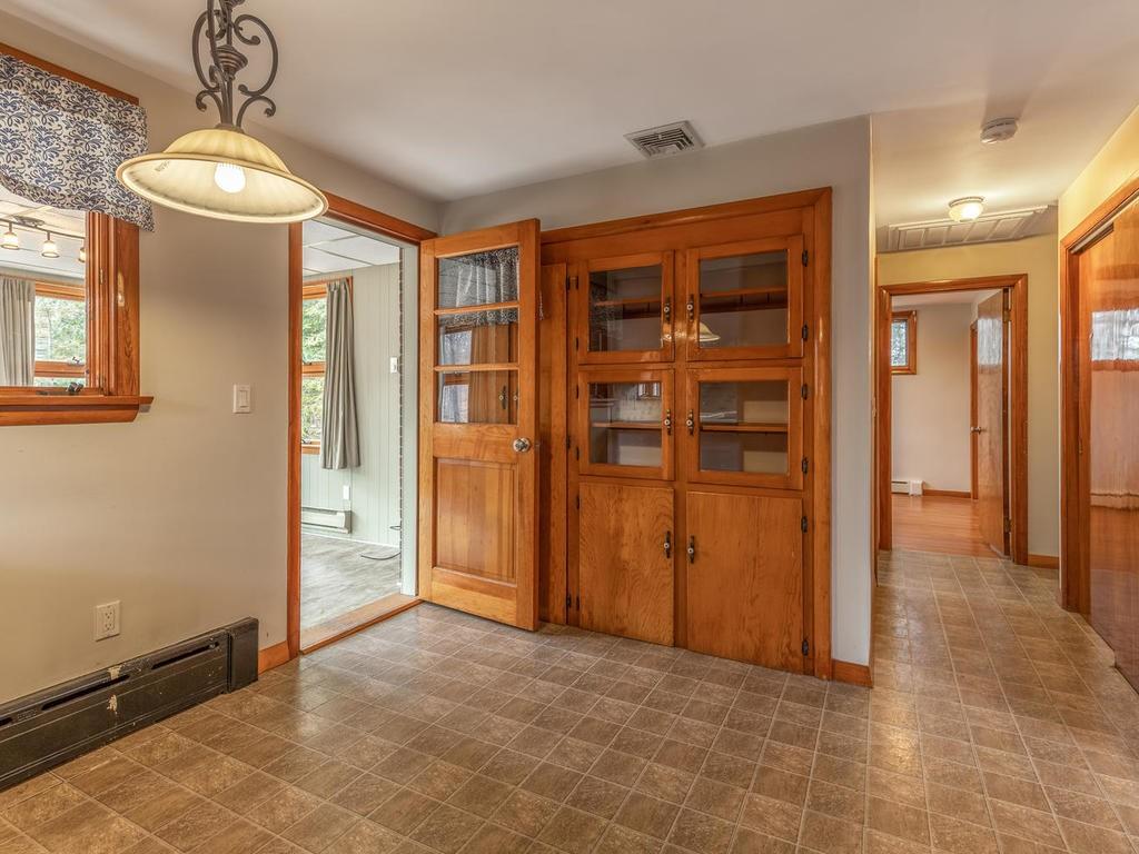 91 Dexter Road Melrose, MA 02176 - Photo 9 of 32 Gallery Image 9