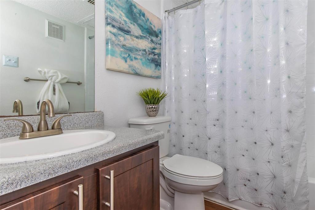 1826 Esters Road, Unit 2014 Irving, TX 75061 - Photo 12 of 37