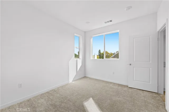 $659,990 | 9423 1/2 North Sepulveda Blvd Hills, Unit 2, Mission Hills, CA 91345