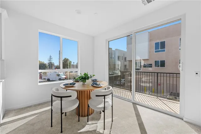 $659,990 | 9423 1/2 North Sepulveda Blvd Hills, Unit 2, Mission Hills, CA 91345