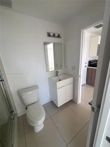 $2,100 | 829 Southwest 18th Avenue, Unit 309, Miami, FL 33135