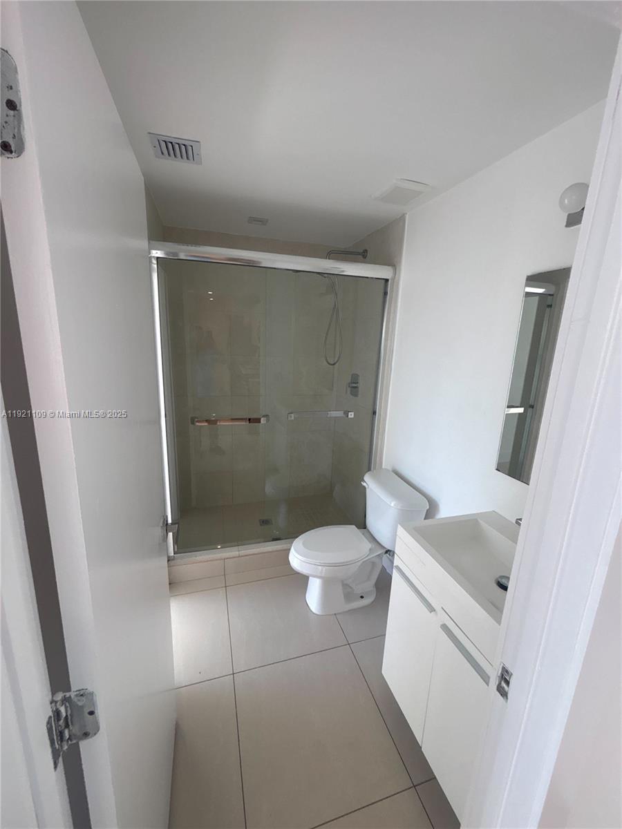 829 Southwest 18th Avenue, Unit 309 Miami, FL 33135 - Photo 6 of 12