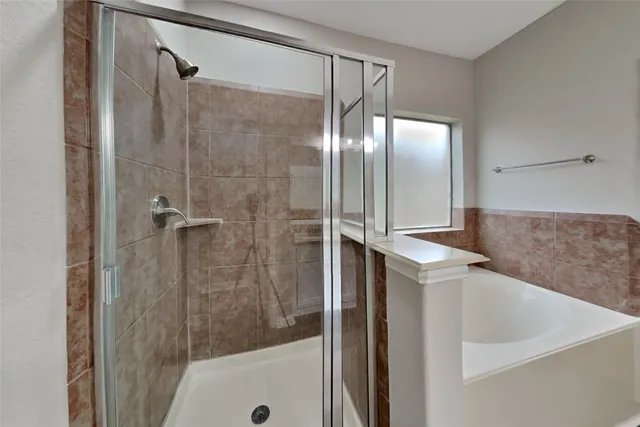 $2,550 | 21510 Duke Alexander Drive, Kingwood, TX 77339