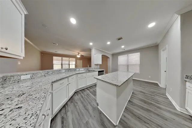 $2,550 | 21510 Duke Alexander Drive, Kingwood, TX 77339