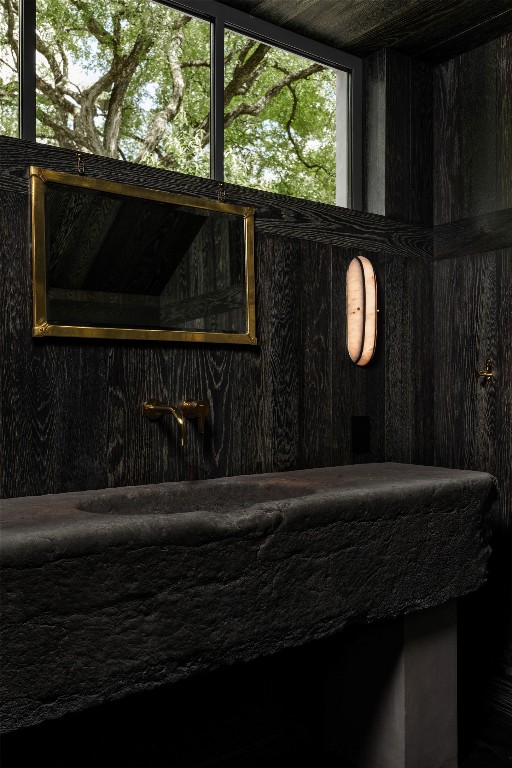 2600 Tanglewood Trail Austin, TX 78703 - Photo 24 of 35