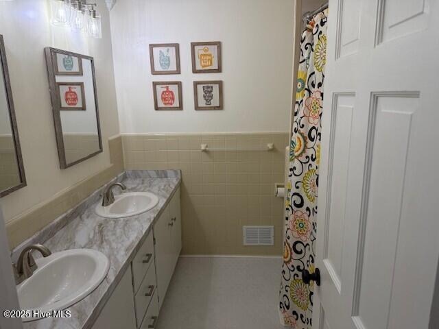 113 Clarendon Road Ahoskie, NC 27910 - Photo 18 of 28 Bathroom 2