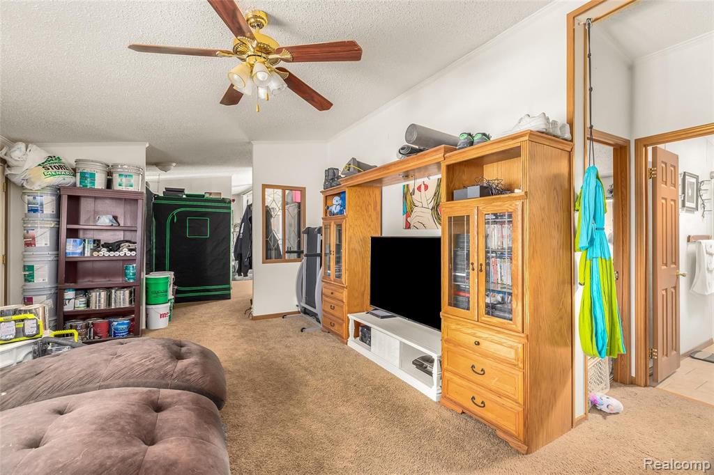 38687 Van Born Road Romulus, MI 48174 - Photo 5 of 27