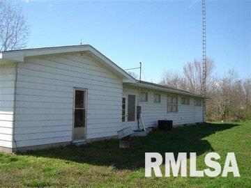 704 South Main Street Belle Rive, IL 62810 - Photo 9 of 13