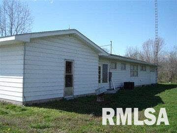 704 South Main Street Belle Rive, IL 62810 - Photo 10 of 13
