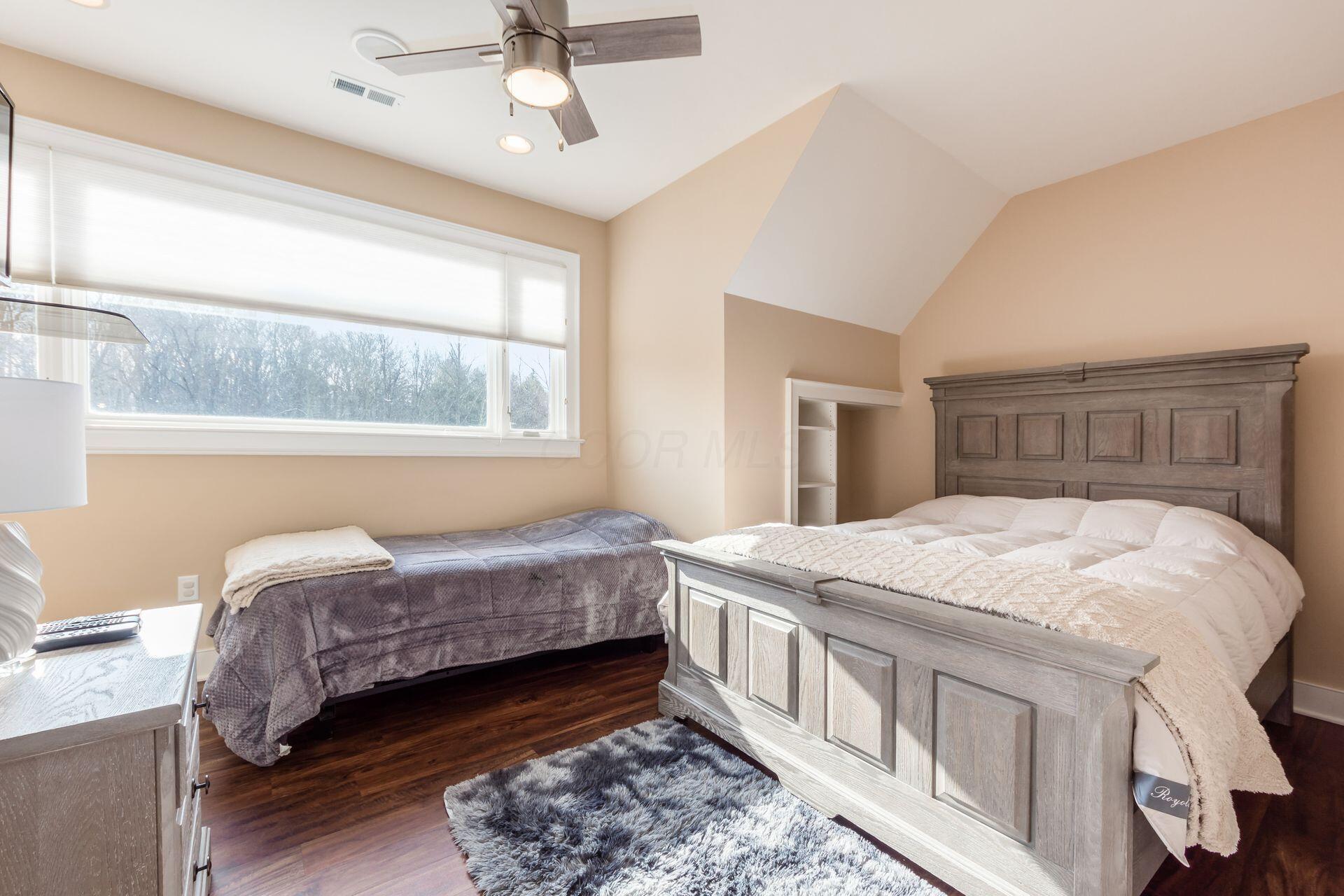 16187 Kreashbaum Road Rockbridge, OH 43149 - Photo 57 of 66 Guest bedroom with shared bath.
