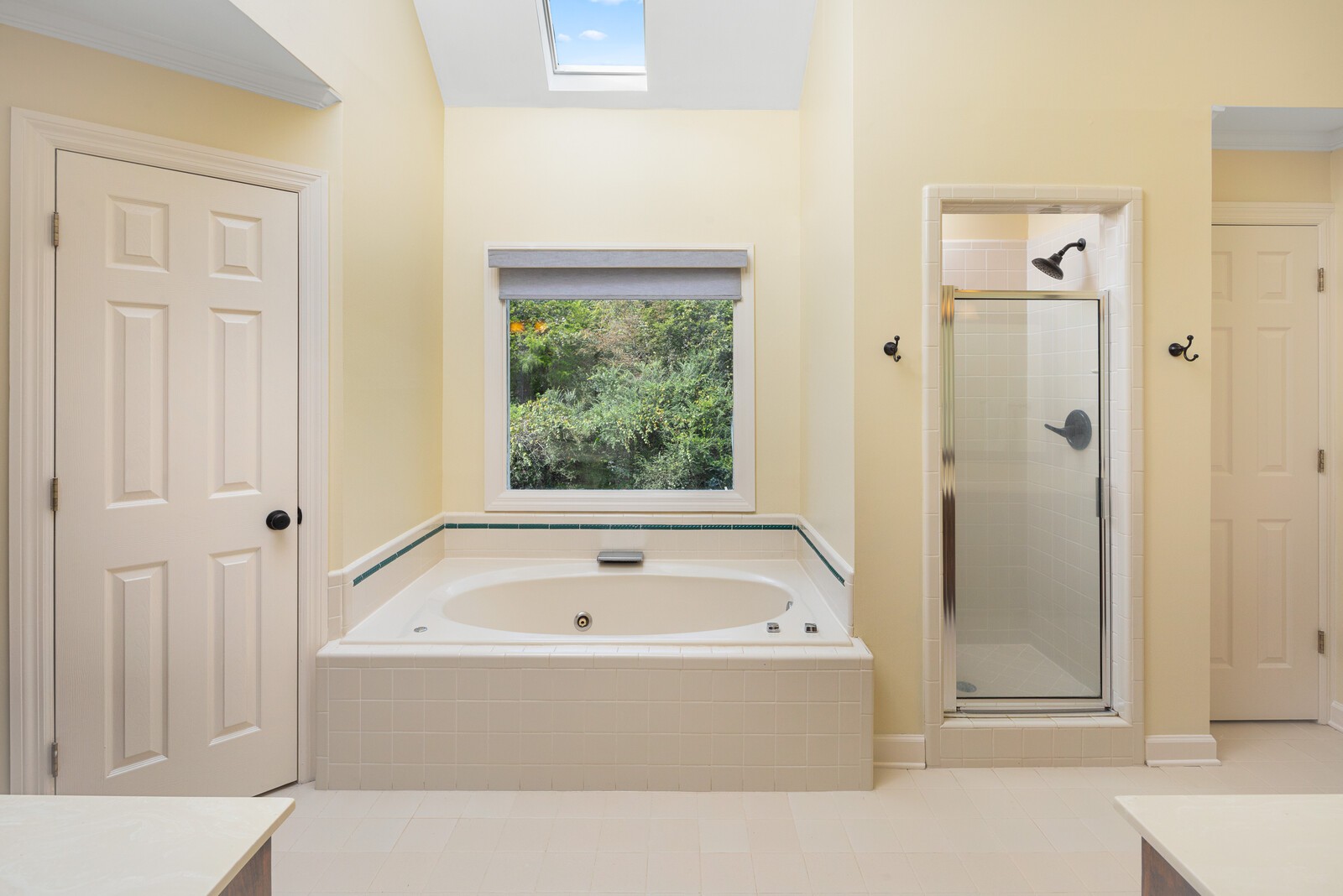 341 Sandcastle Road Franklin, TN 37069 - Photo 20 of 41 a white bath tub sitting next to a shower