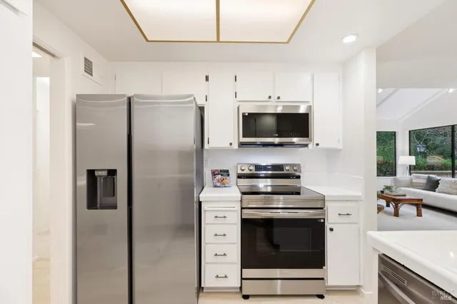 $825,000 | 49 Flicker Drive, Novato, CA 94949