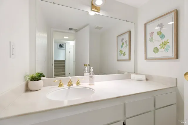 $825,000 | 49 Flicker Drive, Novato, CA 94949