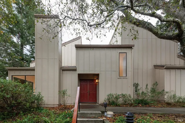 $825,000 | 49 Flicker Drive, Novato, CA 94949