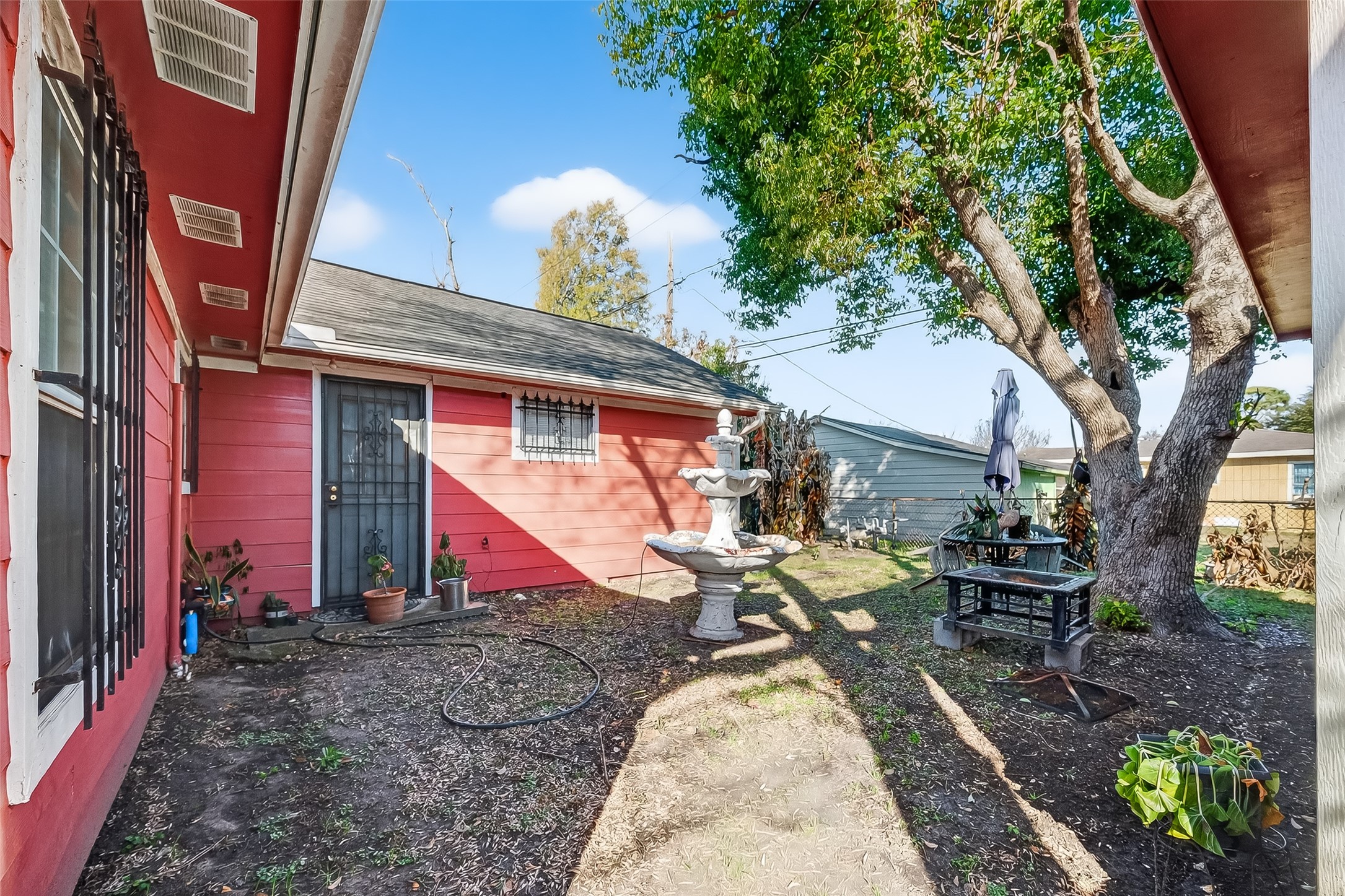 10313 Chadwick Street Houston, TX 77029 - Photo 33 of 36