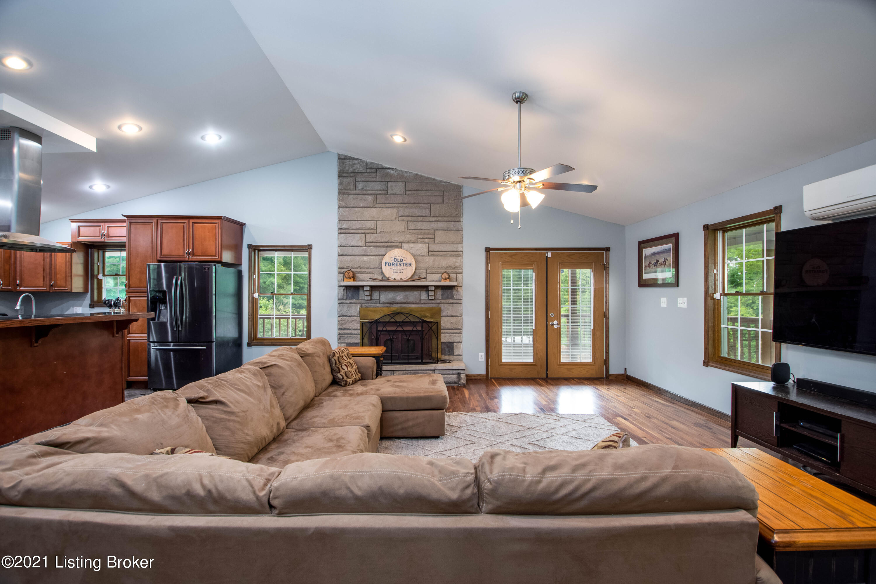 363 Richmond Road Milton, KY 40045 - Photo 2 of 54 Living Room 2