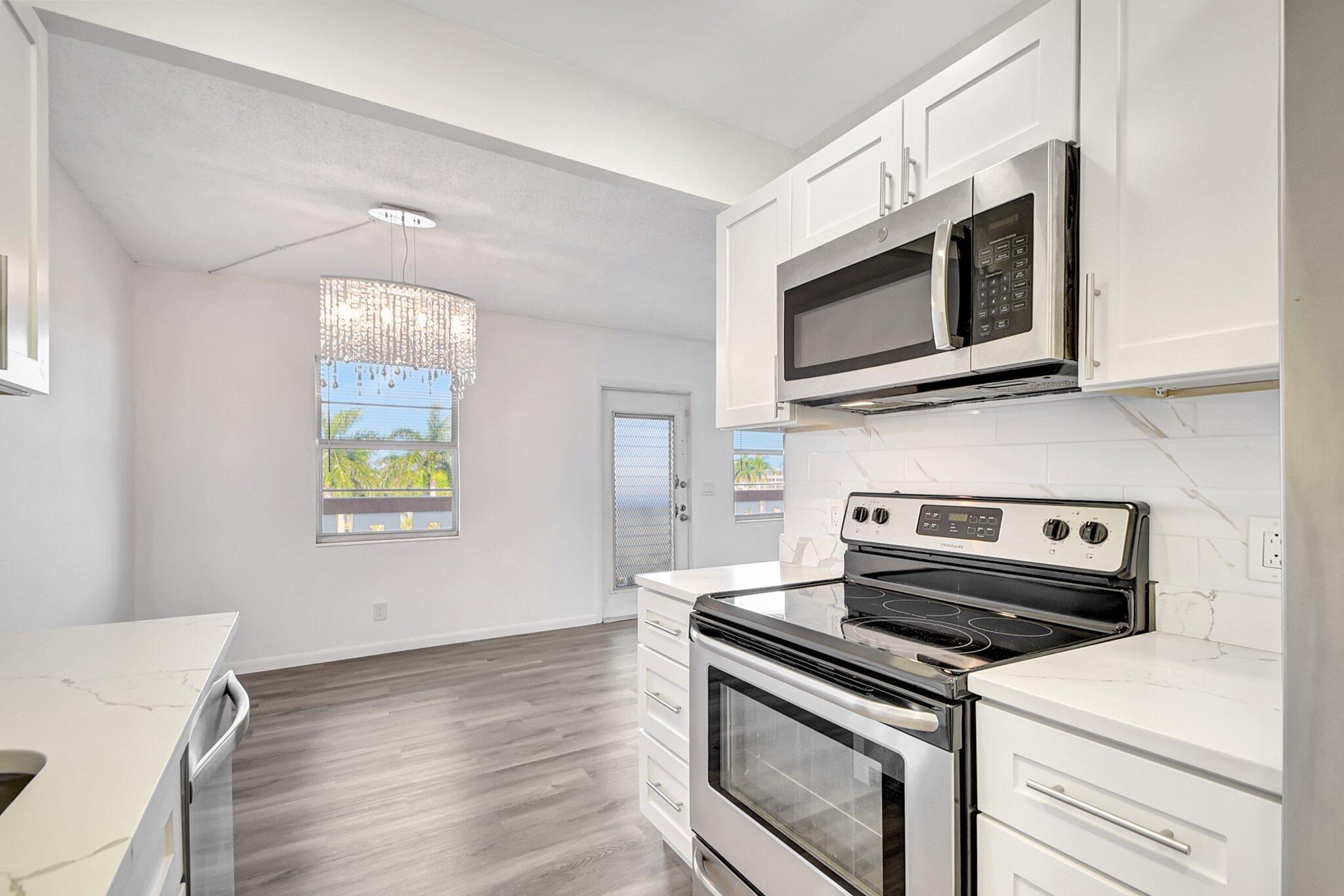 4015 Cornwall East Boca Raton, FL 33434 - Photo 12 of 85 17-web-or-mls-ALP_4762