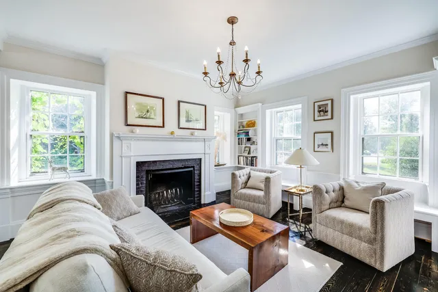$2,200,000 | 2400 Meetinghouse Way, West Barnstable, MA 02668