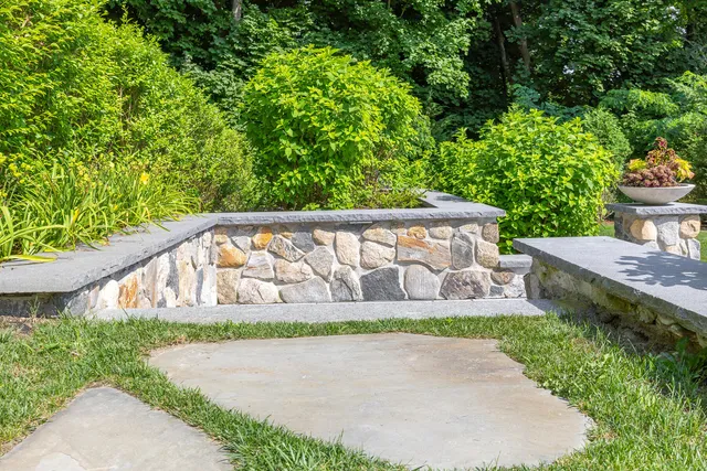 $2,200,000 | 2400 Meetinghouse Way, West Barnstable, MA 02668