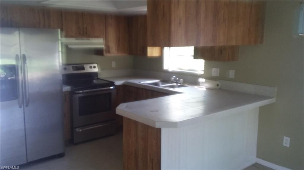 9145 Seville Road Fort Myers, FL 33967 - Photo 5 of 5 Gallery Image 5