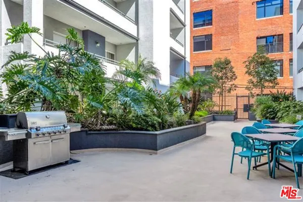 $440,000 | 838 Pine Avenue, Unit 506, Long Beach, CA 90813