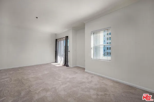 $440,000 | 838 Pine Avenue, Unit 506, Long Beach, CA 90813