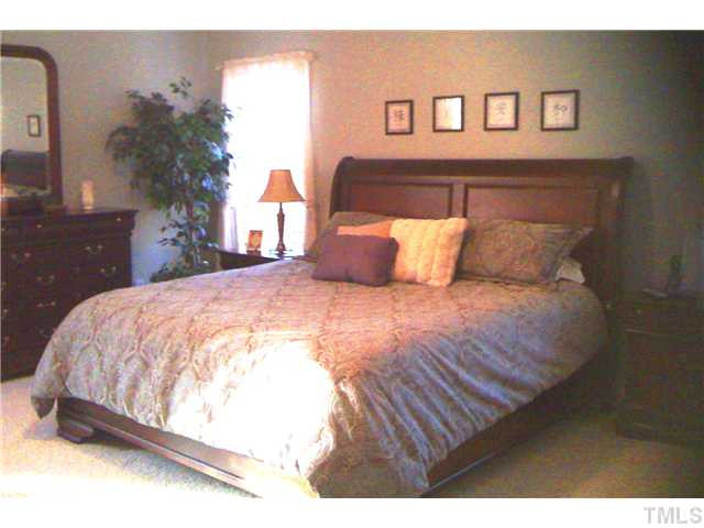 8620 Royton Circle Raleigh, NC 27613 - Photo 20 of 25 Wonderful master with loads of closet space Master Bedroom